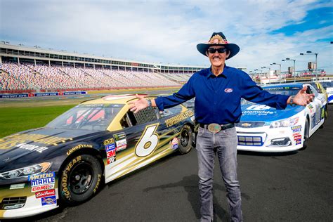 richard petty driving experience daytona beach|richard petty driving experience reviews.